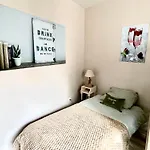 Le Champenois Apartment *